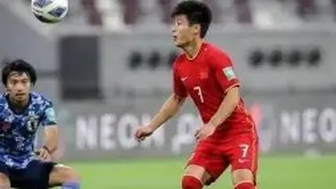 西班牙新任主教练揭晓：前巴萨球星挺身而出，下周一正式亮相