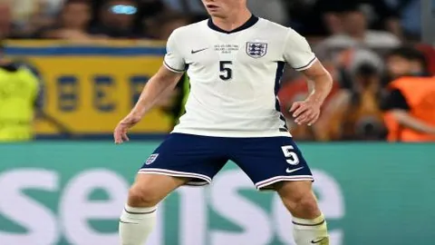 首位女性和非洲裔主席诞生：津巴布韦游泳传奇考文垂当选国际奥委会主席